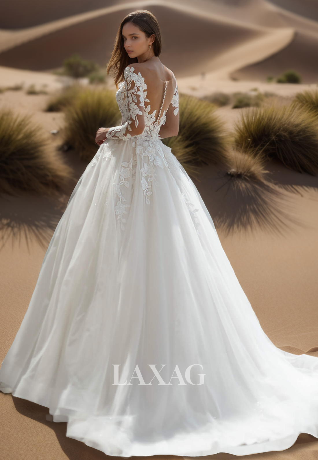 Sweetheart Long-Sleeves Applique Sequined Bride Gowns Pleated Cutout Tulle A-Line Wedding Dress