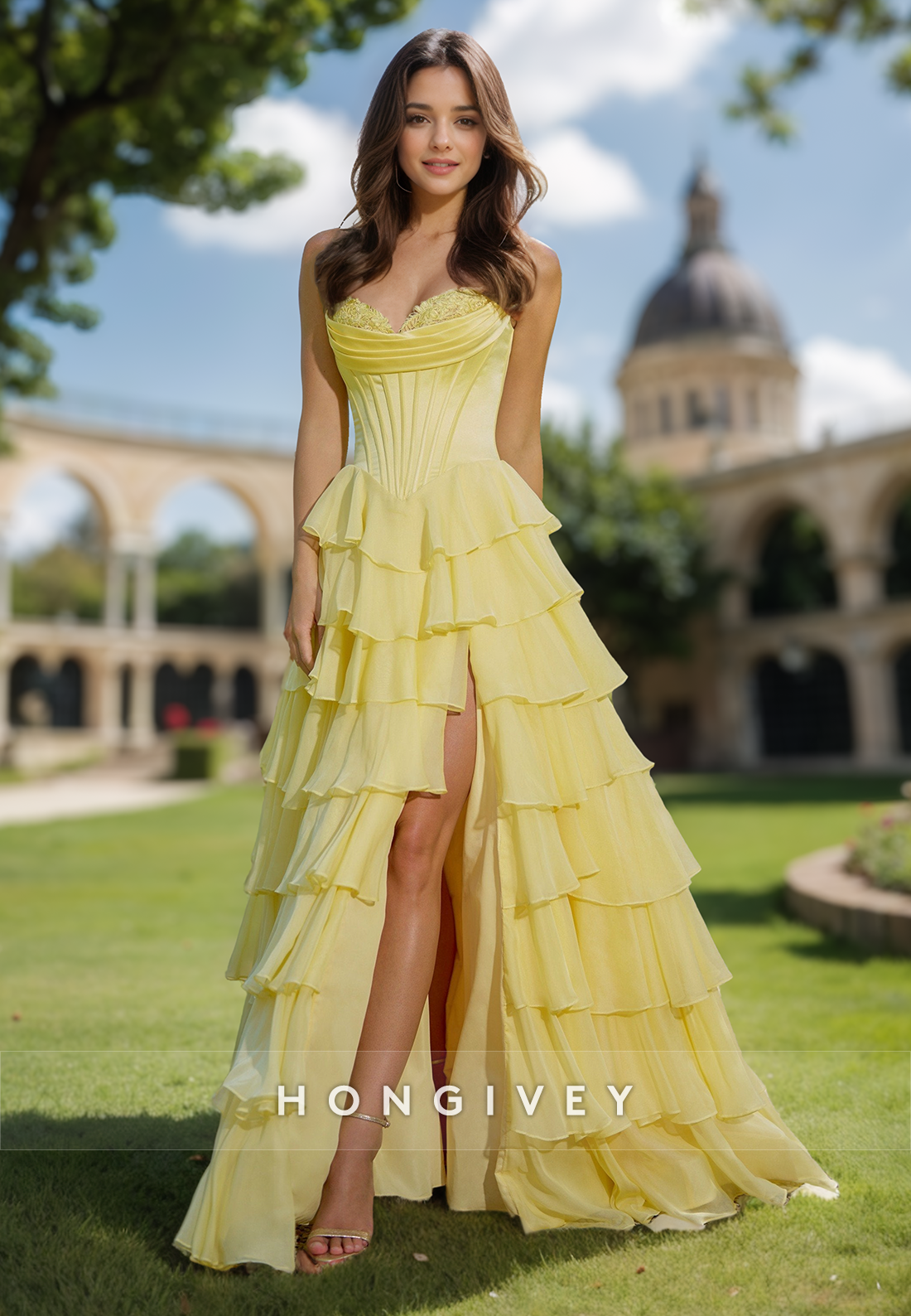 Special Tiered Quinceanera Dresses Side Slit A-Line Tulle Prom Gown