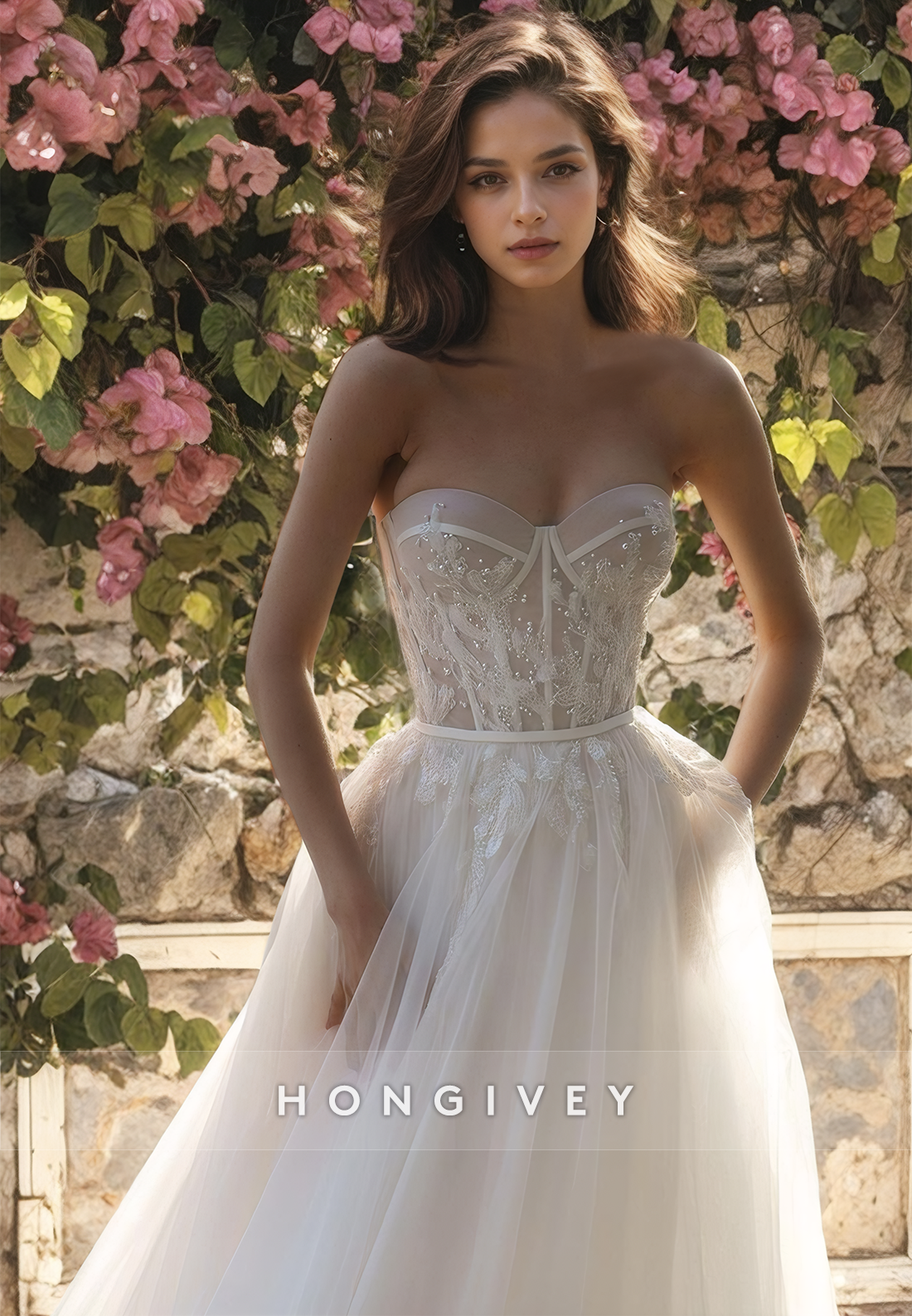 Sexy Strapless A-Line Tulle Wedding Dress Applique Beaded Sweetheart Bride Gown