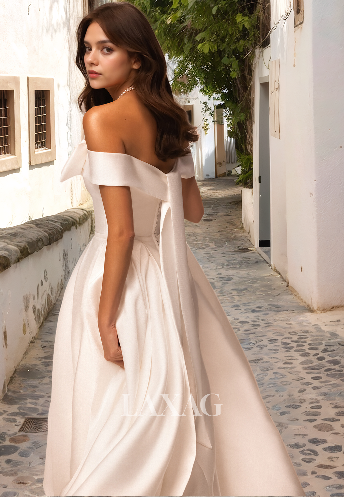 Simple A-Line Sleeveless Wedding Dress Bows Off-Shoulder Satin Bridal Dress with Train - Fashionpara