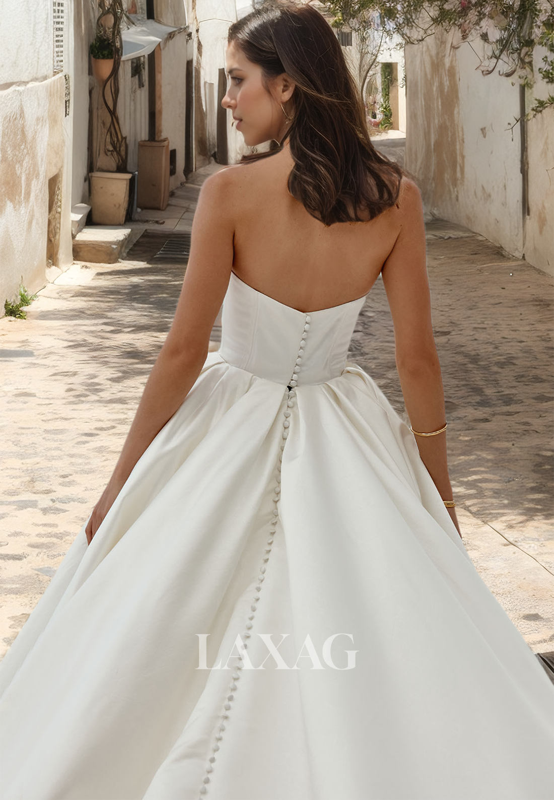 Simple Sweetheart Sleeveless A-Line Bridal Gown Off-Shoulder Satin Wedding Dress with Train - Fashionpara
