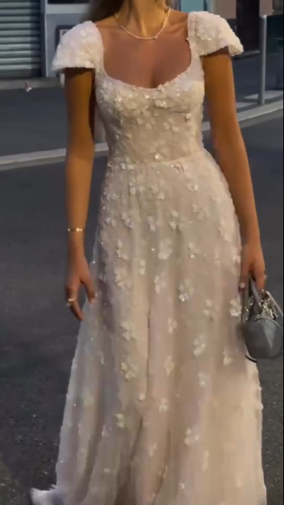 Pretty White Tulle Lace Appliques Long Party Dress Formal Prom Dresses D944