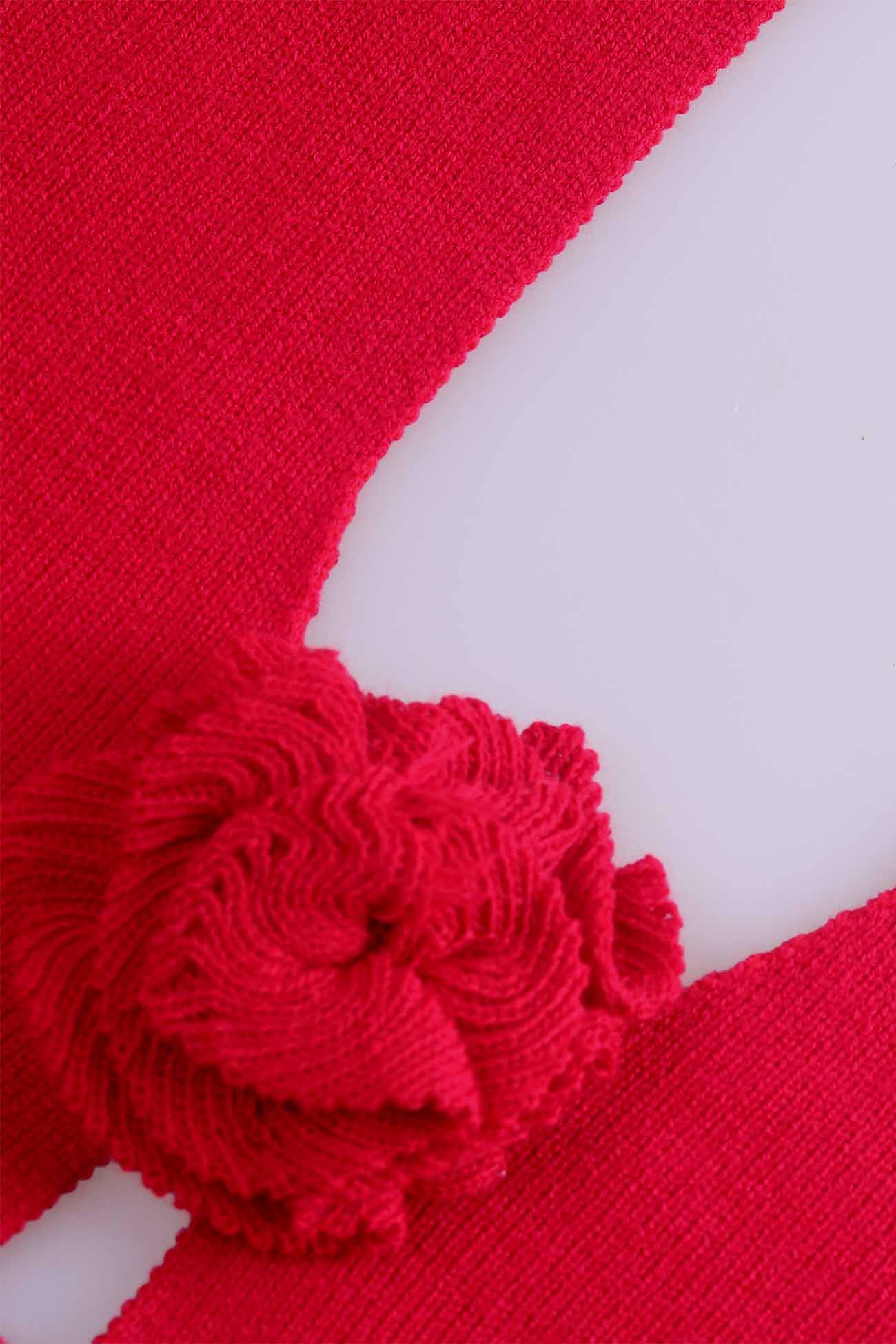 Halterneck Backless Flower Slit Front Crop Top