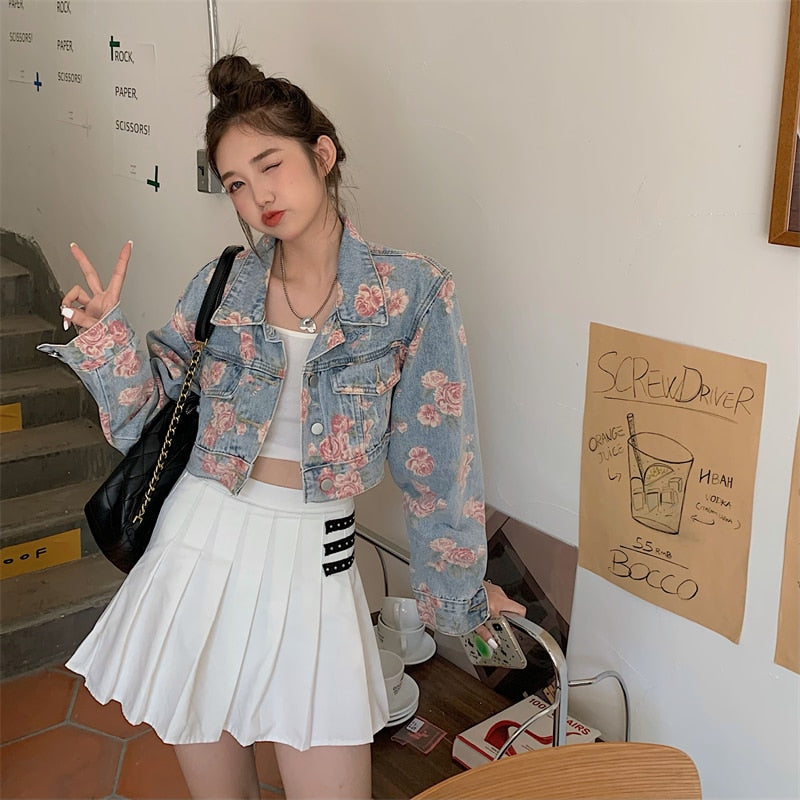- Rose Pattern Loose Short Jeans Jacket