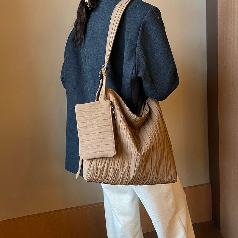 High-Quality Nylon Pleated Zipper Crossbody