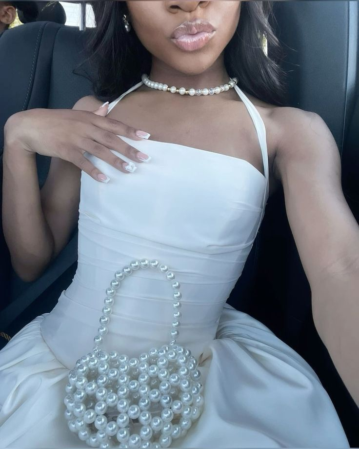 Fashion Halter White Satin A Line Short Prom Dress Formal Homecoming Dress Birthday Outfits D536