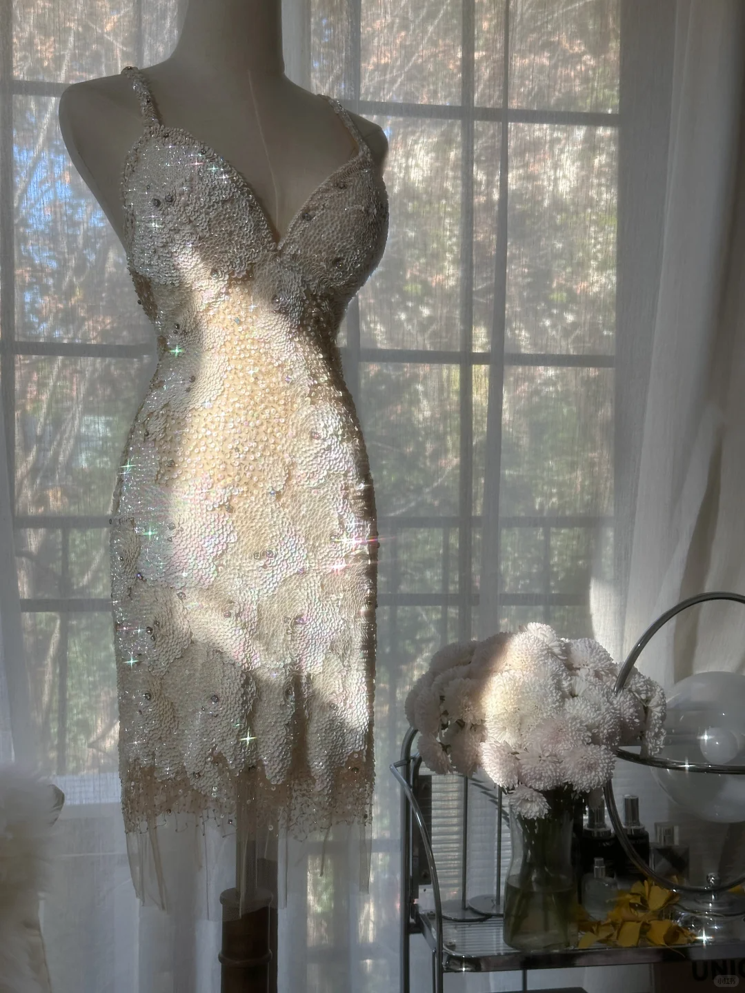 Glitter V Neck Backless Sequin Sheath Short Birthday Outfits Formal Homecoming Dress S729