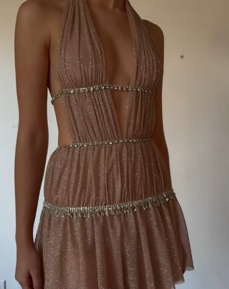 Shiny Halter Deep V Tulle Beaded Short 7th Grade Homecoming Dress Sexy Cocktail Dress D617