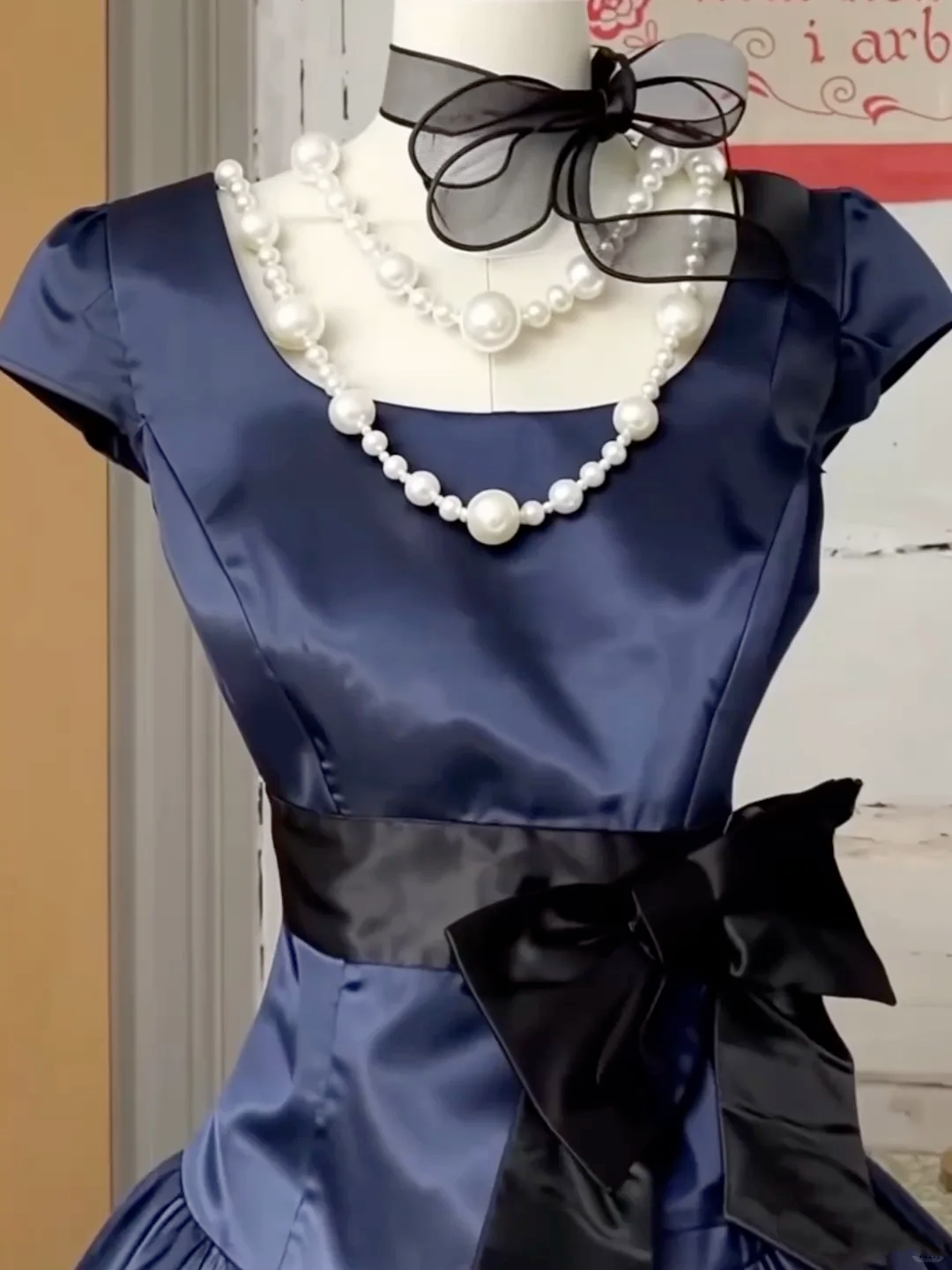 Vintage Navy Blue Satin Bow A Line Short Party Dress Formal Homecoming Dress D655