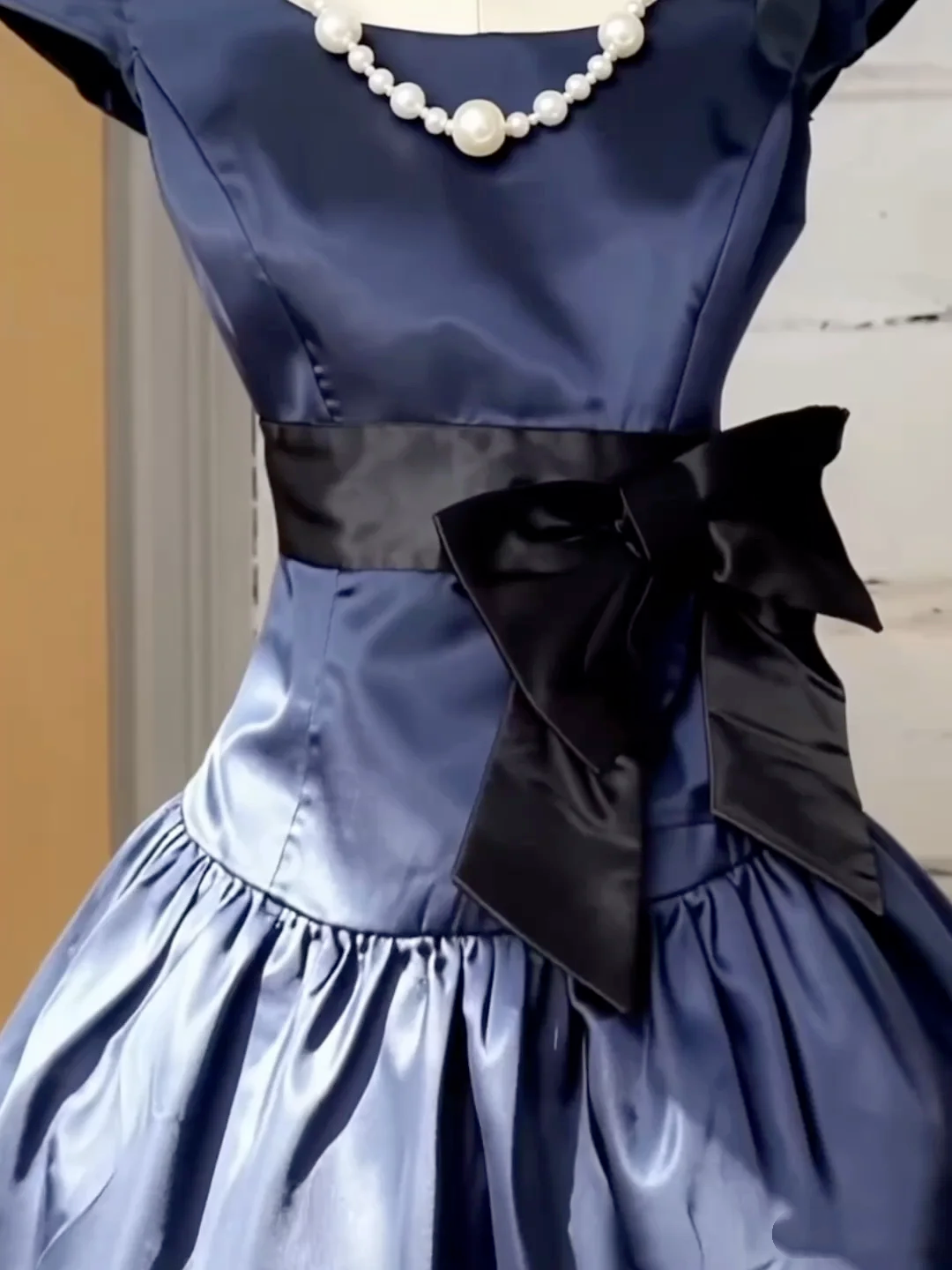 Vintage Navy Blue Satin Bow A Line Short Party Dress Formal Homecoming Dress D655