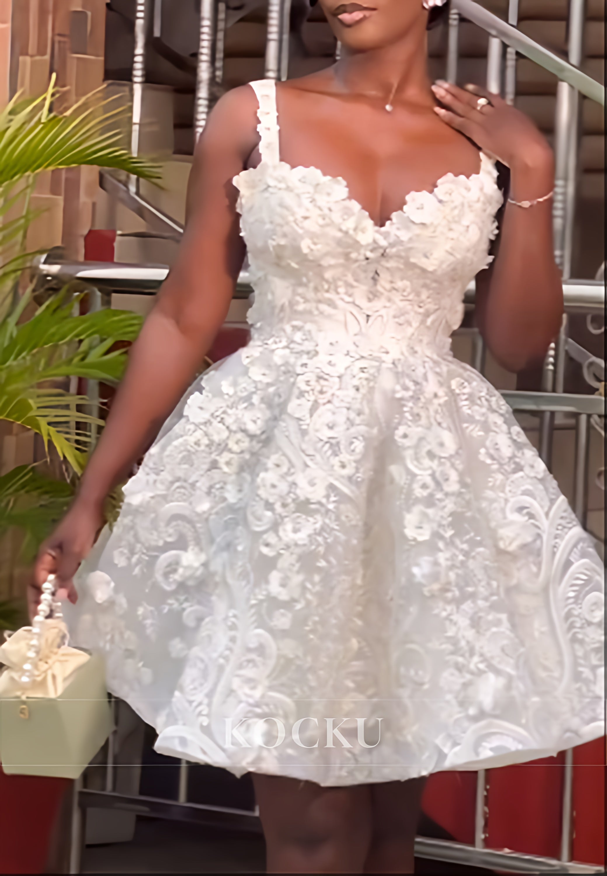 Romantic Floral Lace Sweetheart A-Line Short Wedding Dress