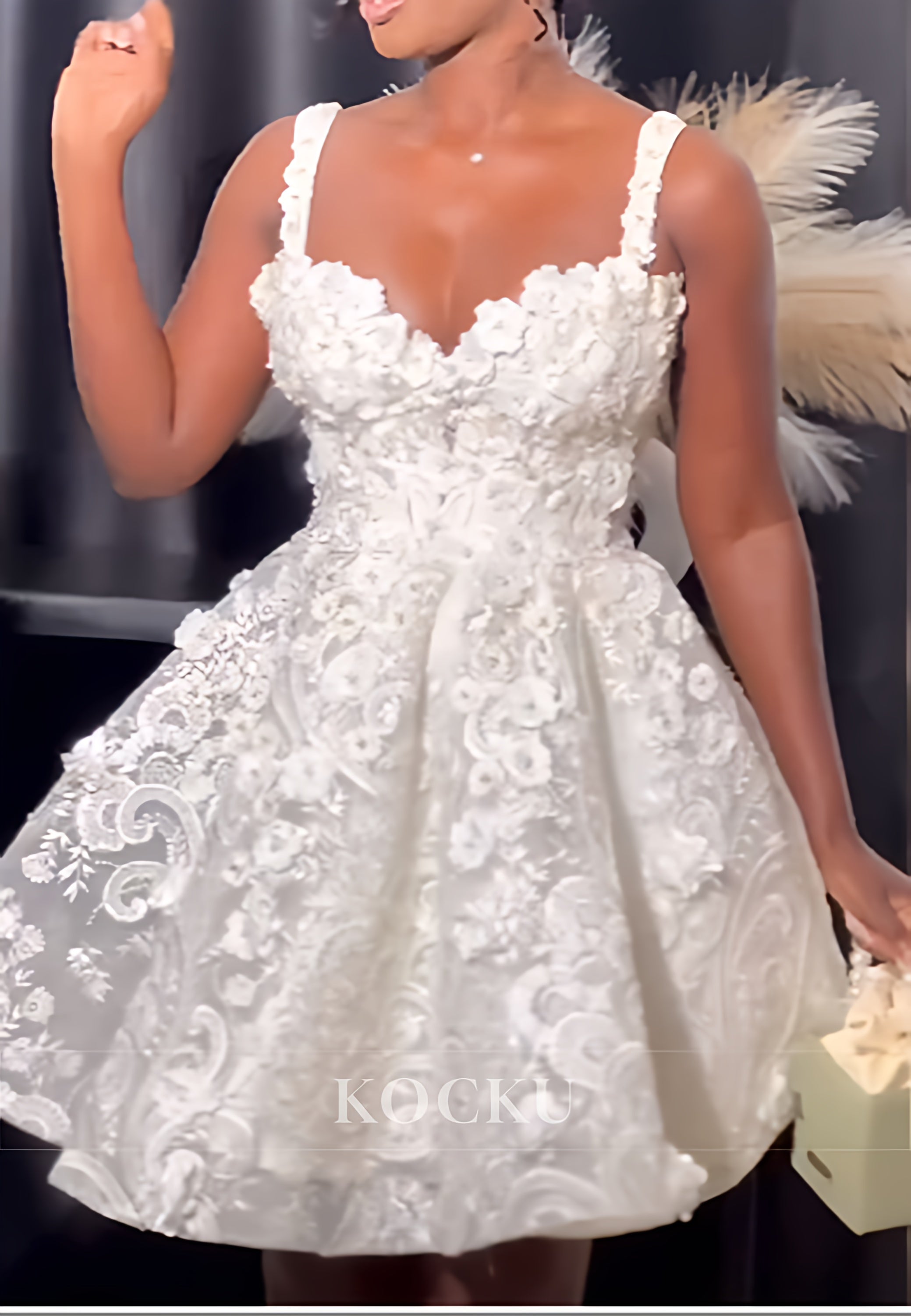 Romantic Floral Lace Sweetheart A-Line Short Wedding Dress