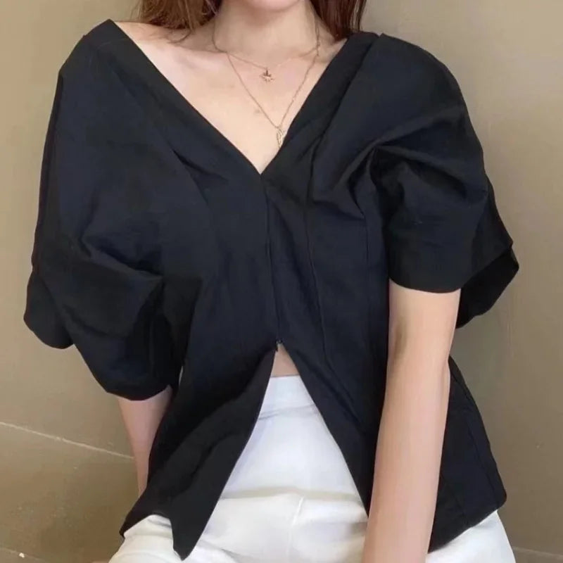 Korean Ruffle Design V-neck Short Sleeve Casual Blouse Black / One Size blouse-250126