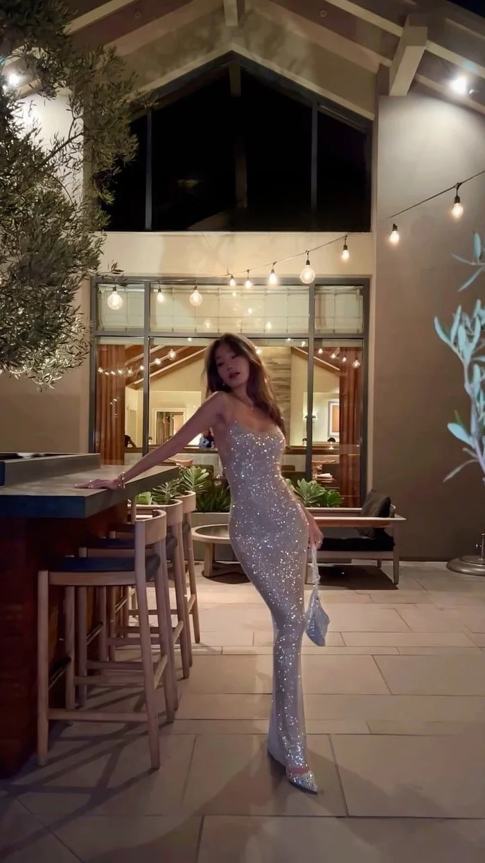 Glitter Spaghetti Straps Silver Sequin Sheath Backless Prom Dress Long Evening Gown D829