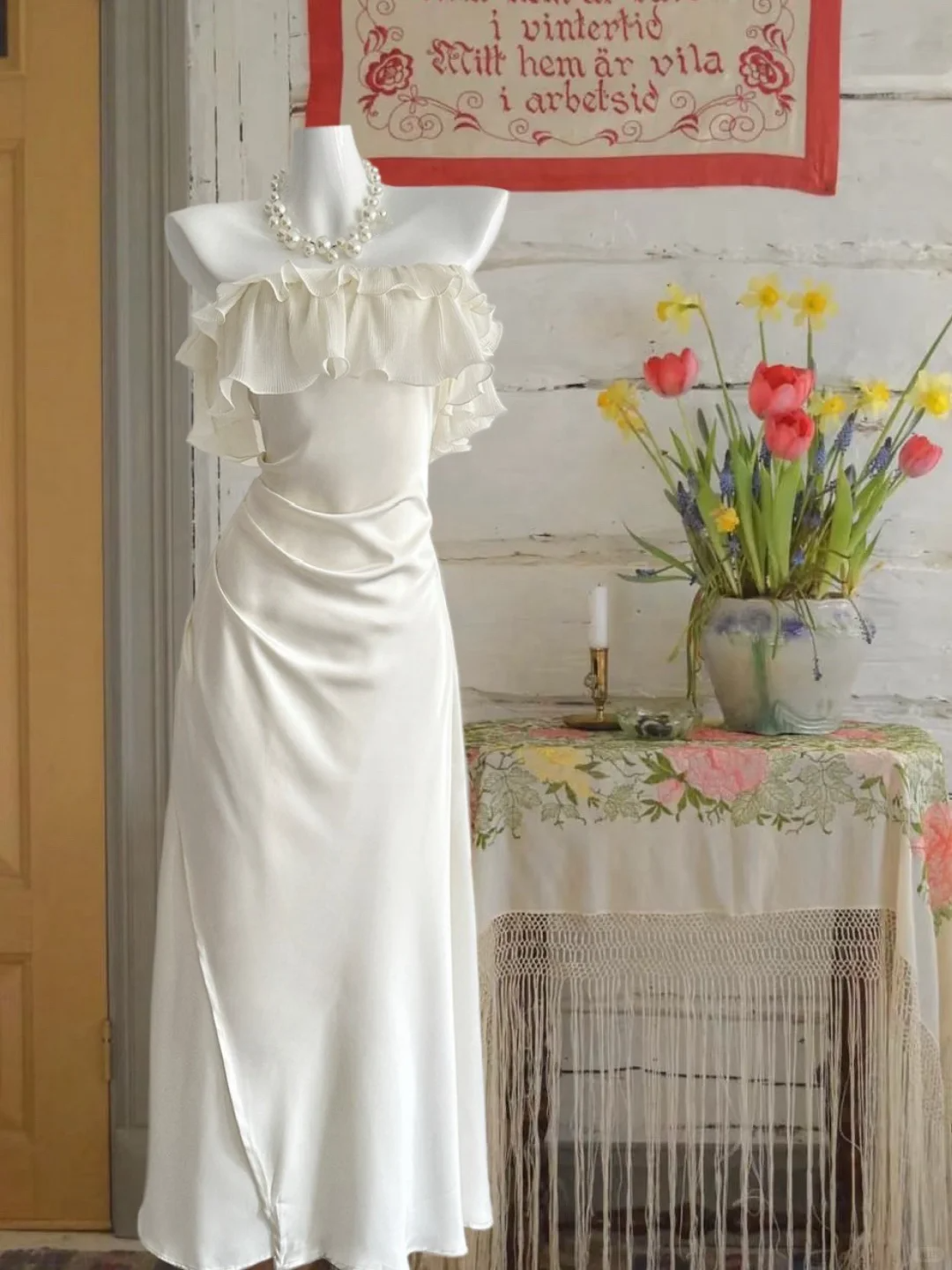 Classy Strapless White Satin Chiffon Long Prom Dress Birthday Party Dress D643