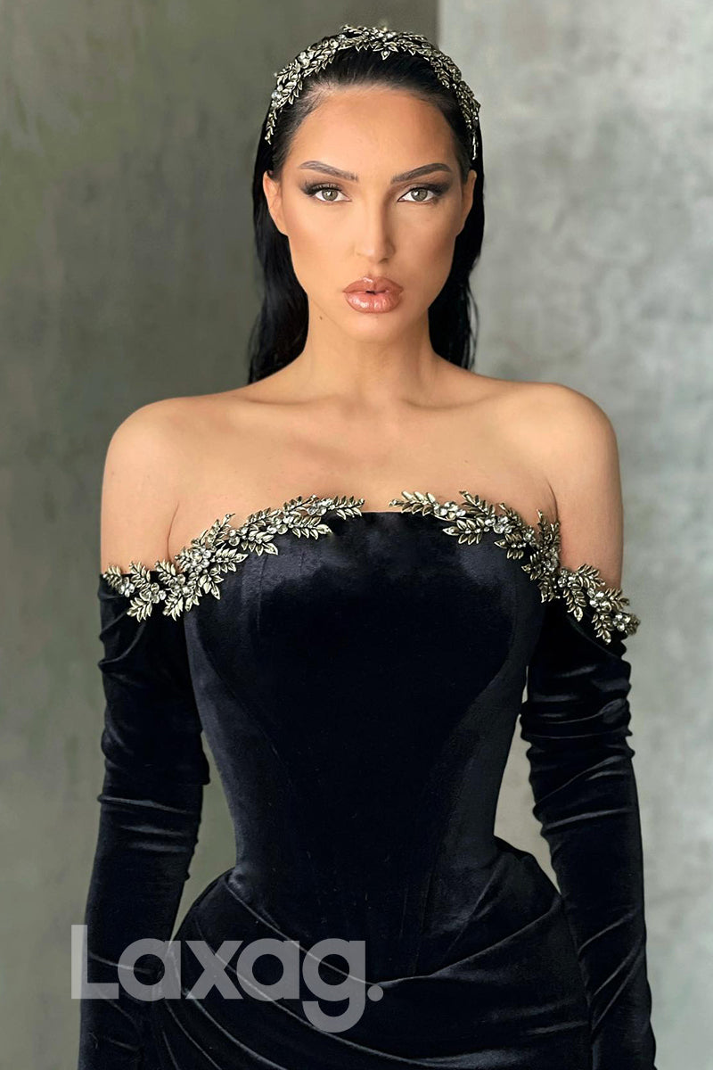 21785 - Off Shoulder Thigh Slit Velvet Prom Dress With Gloves