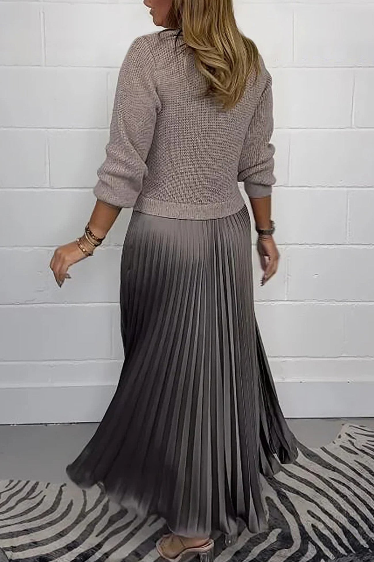Long Sleeve Knit Patchwork Pleated Maxi Dress