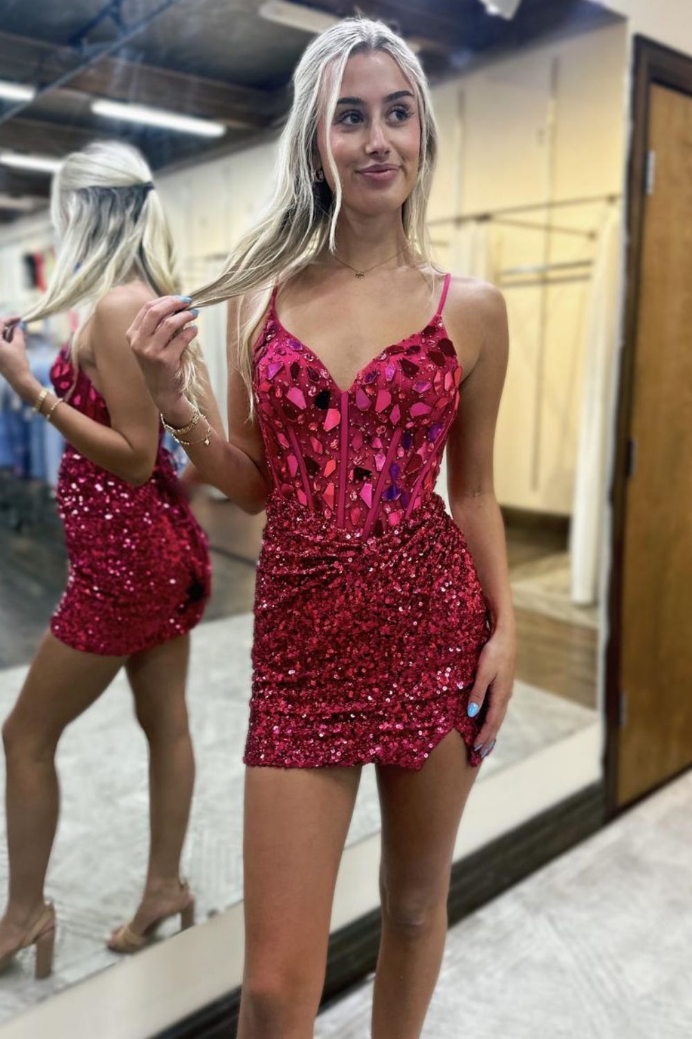 Luxurious Bodycon Spaghetti Straps Short Sequin Homecoming Dress With Mirror - Fashionpara