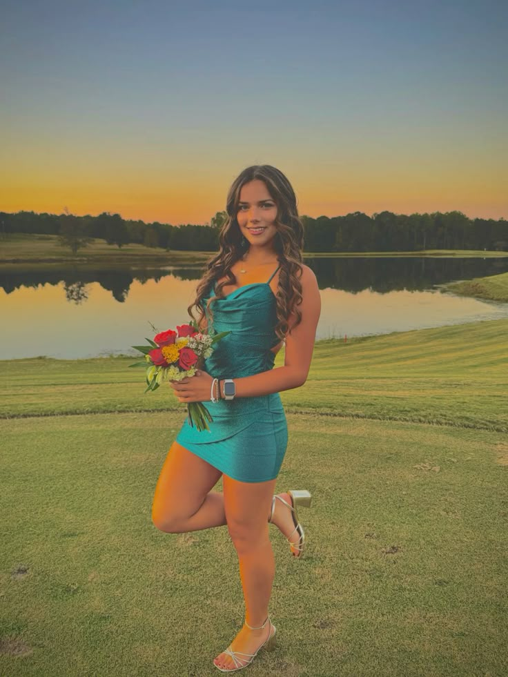 Vintage Green Straps Satin Sheath Cocktail Dress Short Formal Homecoming Dress Birthday Outfits D180