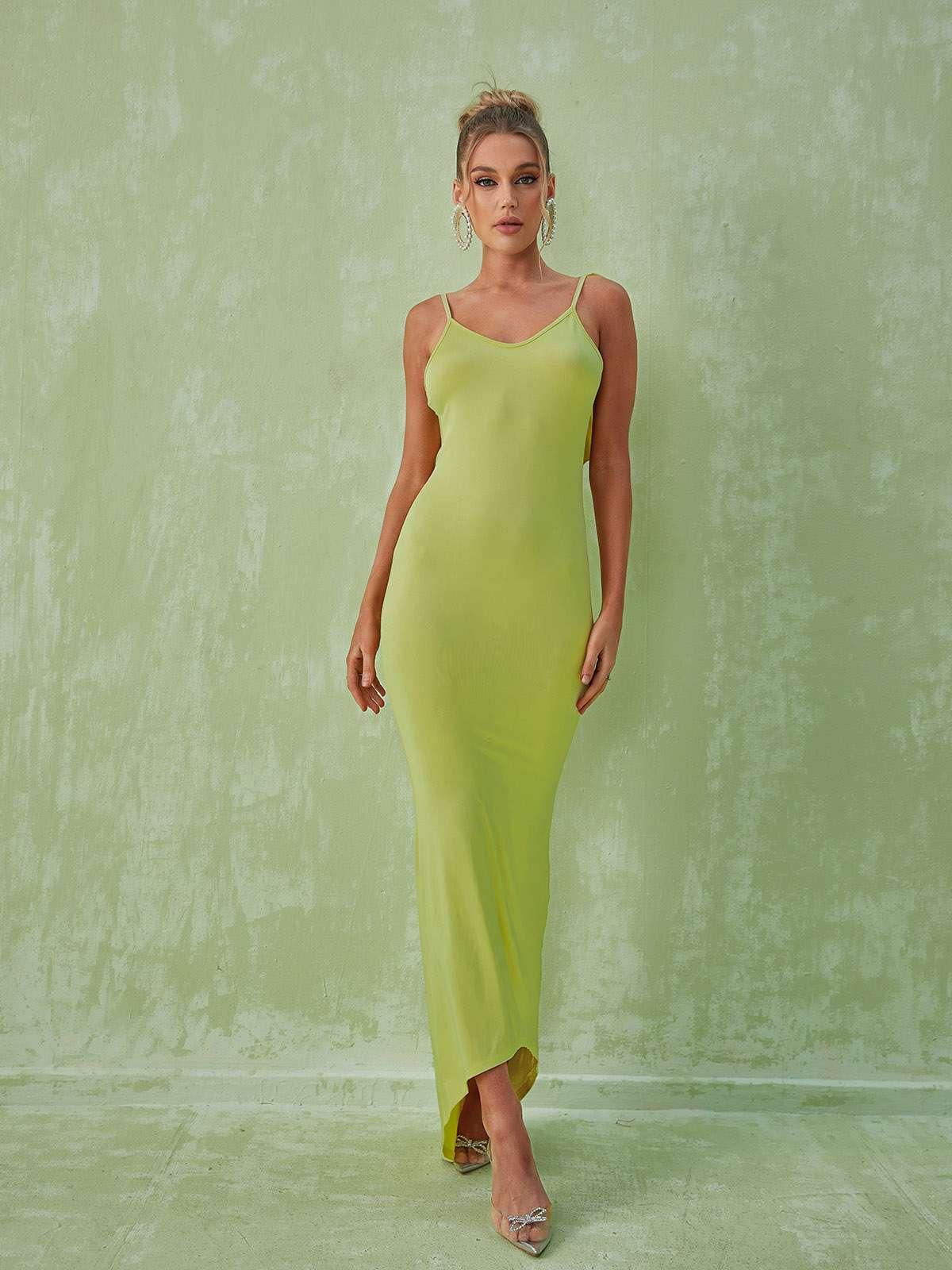 Marzia Backless Maxi Dress In Green