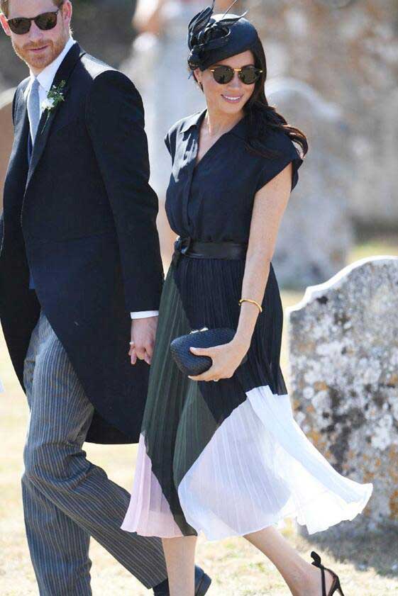 Meghan Markle Sleeveless Colorblock Pleated Outfit