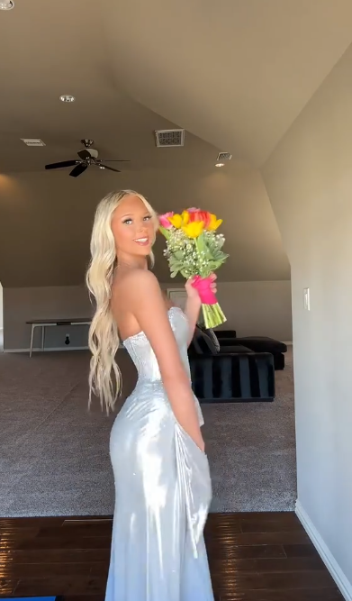 Unique Sweetheart Neck Satin Beaded Mermaid Evening Dress Slit Long Prom Gown D912