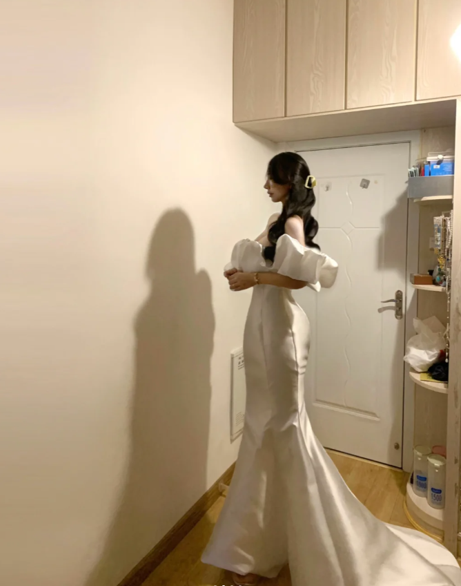 Elegant Off The Shoulder White Satin Mermaid Party Gown Long Wedding Guest Dress D846