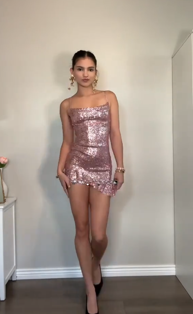 Sparkly Pink Spaghetti Straps Sequin Sheath Short Party Dress Formal Homecoming Dress D756