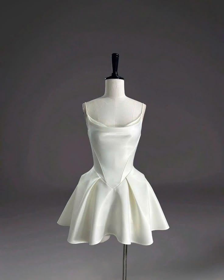 Simple Spaghetti Straps White Satin A Line Birthday Outfits Short Formal 7th Grade Homecoming Dress D026