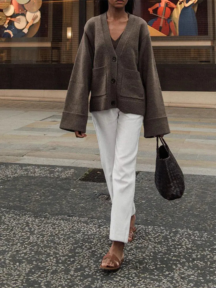 Classic Solid Pocket V-Neck Single-Breasted Cardigan