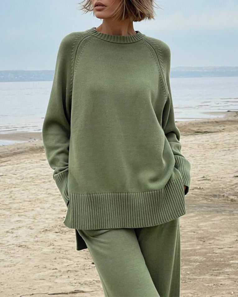 Chic Solid Color Turtleneck Sweater and Trouser Set