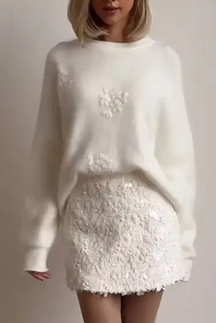 Cloud Touch Floral Embroidered Sweater for Elegant Style