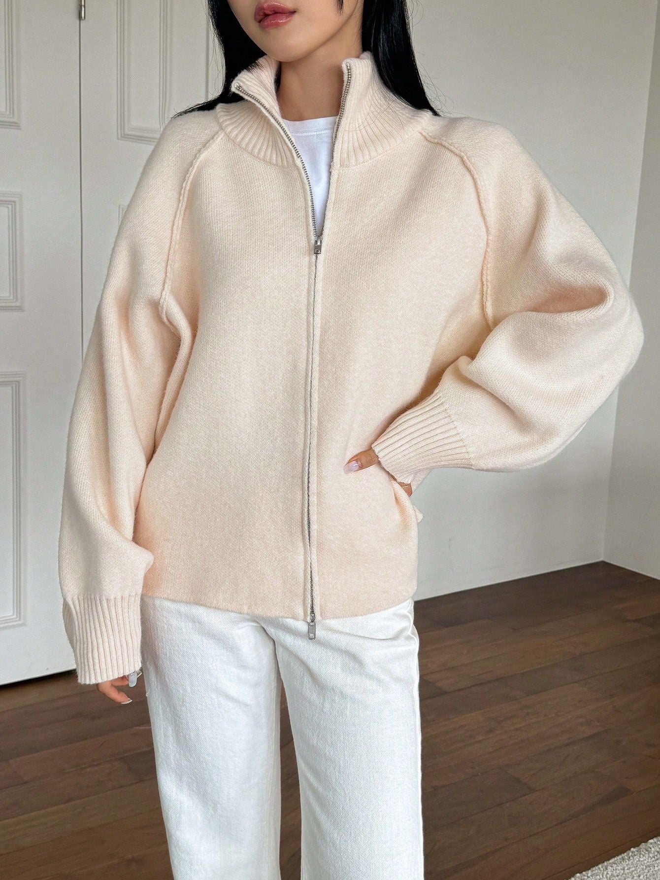 Cozy Zippered Knitted Cardigan with Stand Collar Design