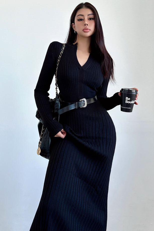V-Neck Long Sleeve Knit Sweater Dress for Effortless Style
