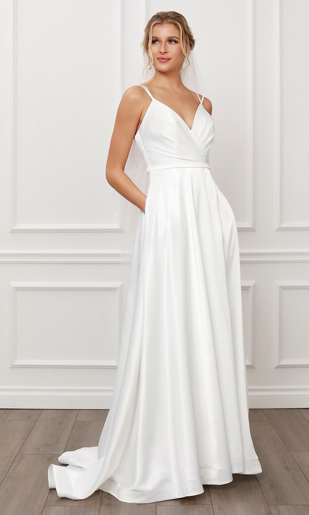 Spaghetti Strap Surplice V-Neck Pocket Train A-Line Maxi Gown