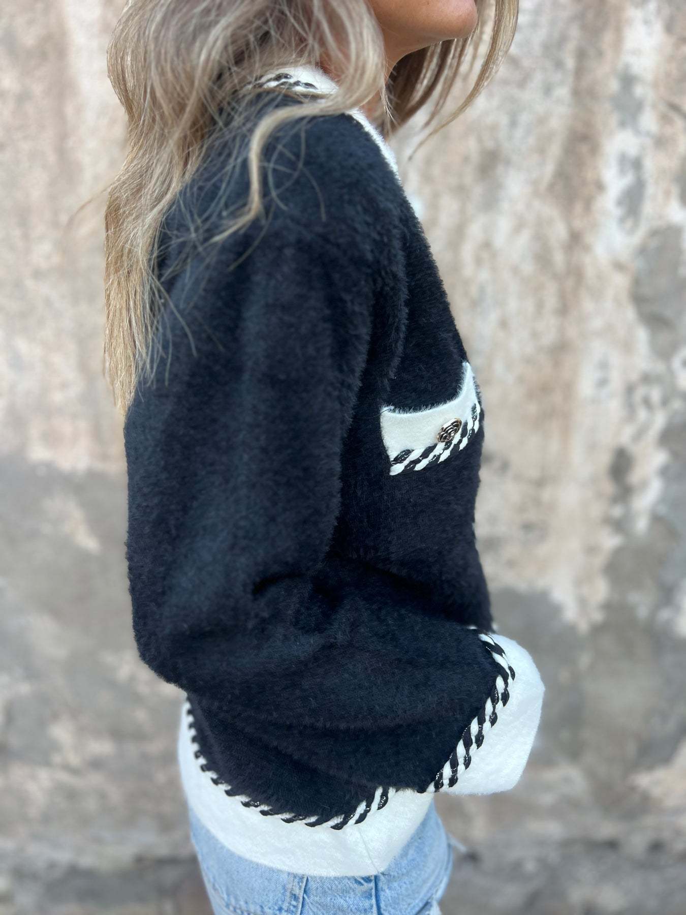 ShoptheCIC Black and White Contrast Long-Sleeved Jacket