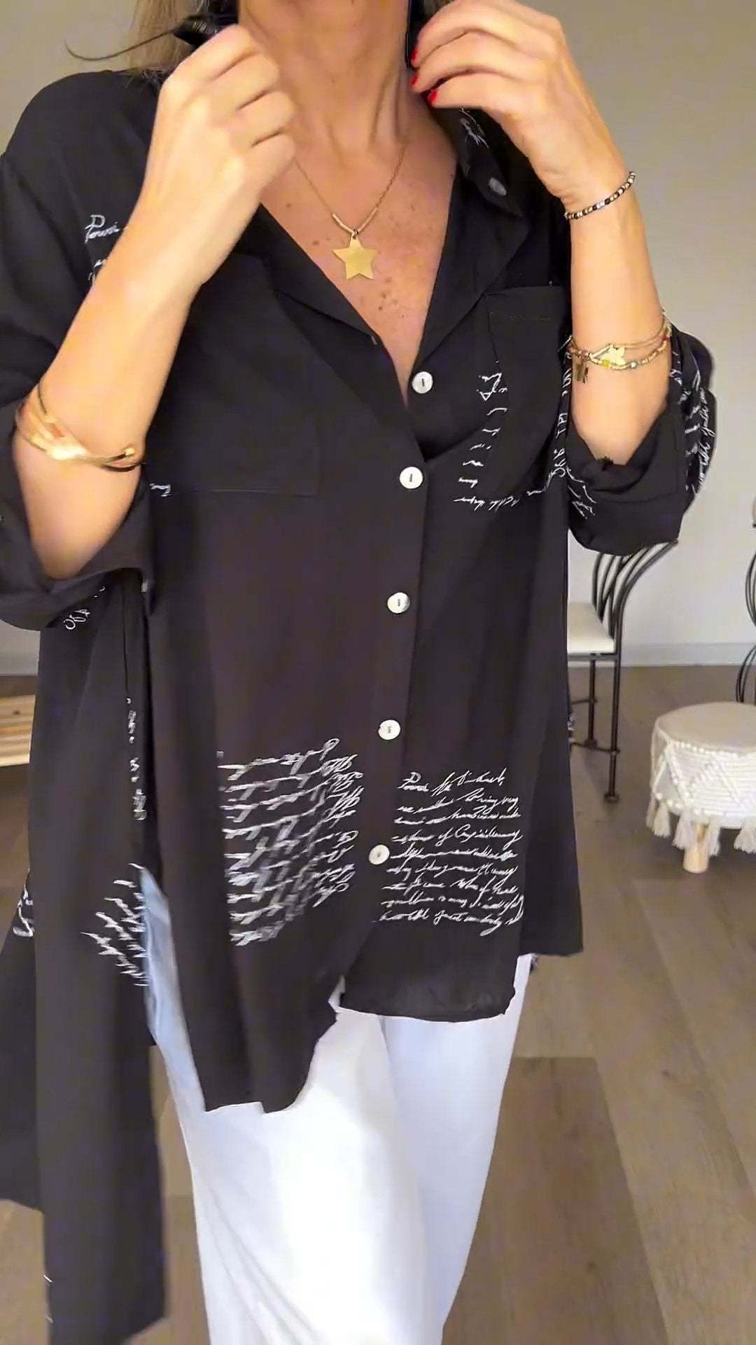 Unequal length letter print loose shirt