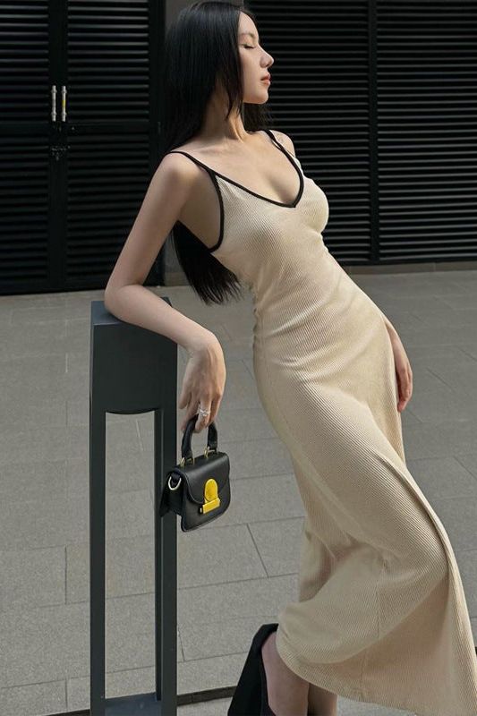 Contrast-Trim Knit V-Neck Spaghetti Strap Maxi Dress 3