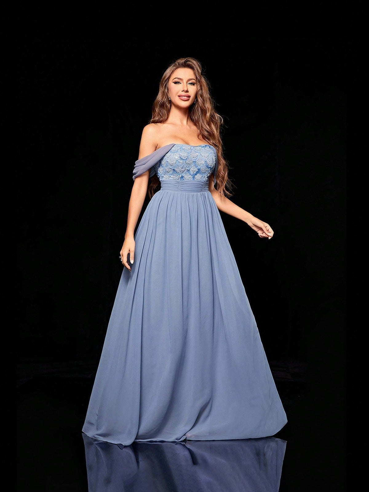 Off Shoulder Lace Bodice Pleated Chiffon A-Line Maxi Dress - View 5