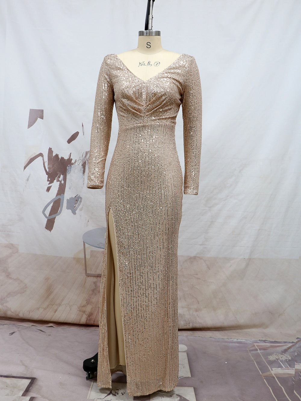 Sequin Deep V-Neck Long Sleeve High Split Mermaid Evening Gown - View 5