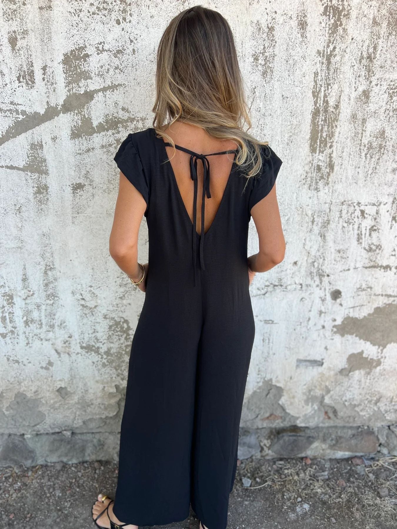 V-neck leopard print loose wide-leg jumpsuit