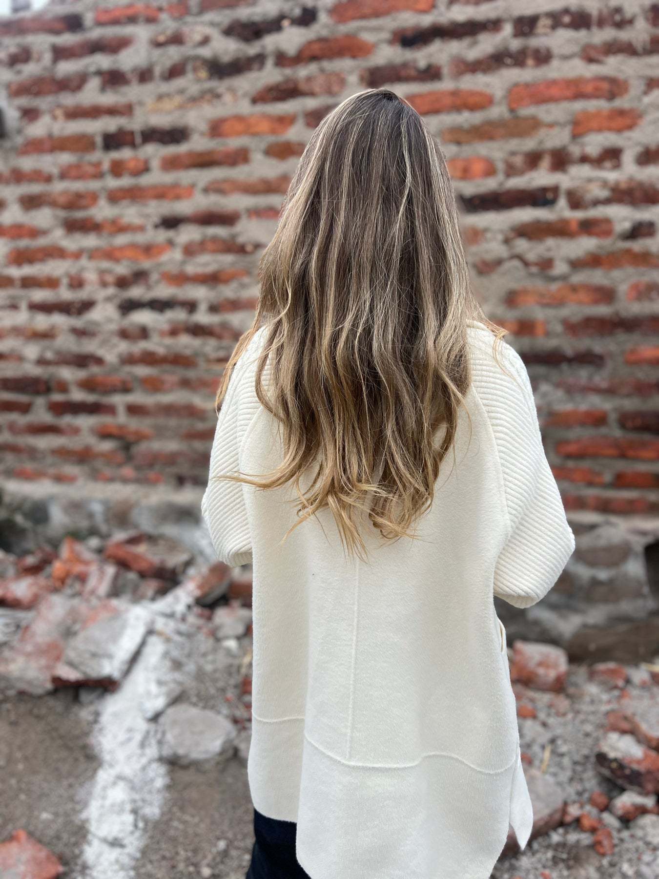 Cable Knit Mid-Length Cardigan with Elegant Suit Collar