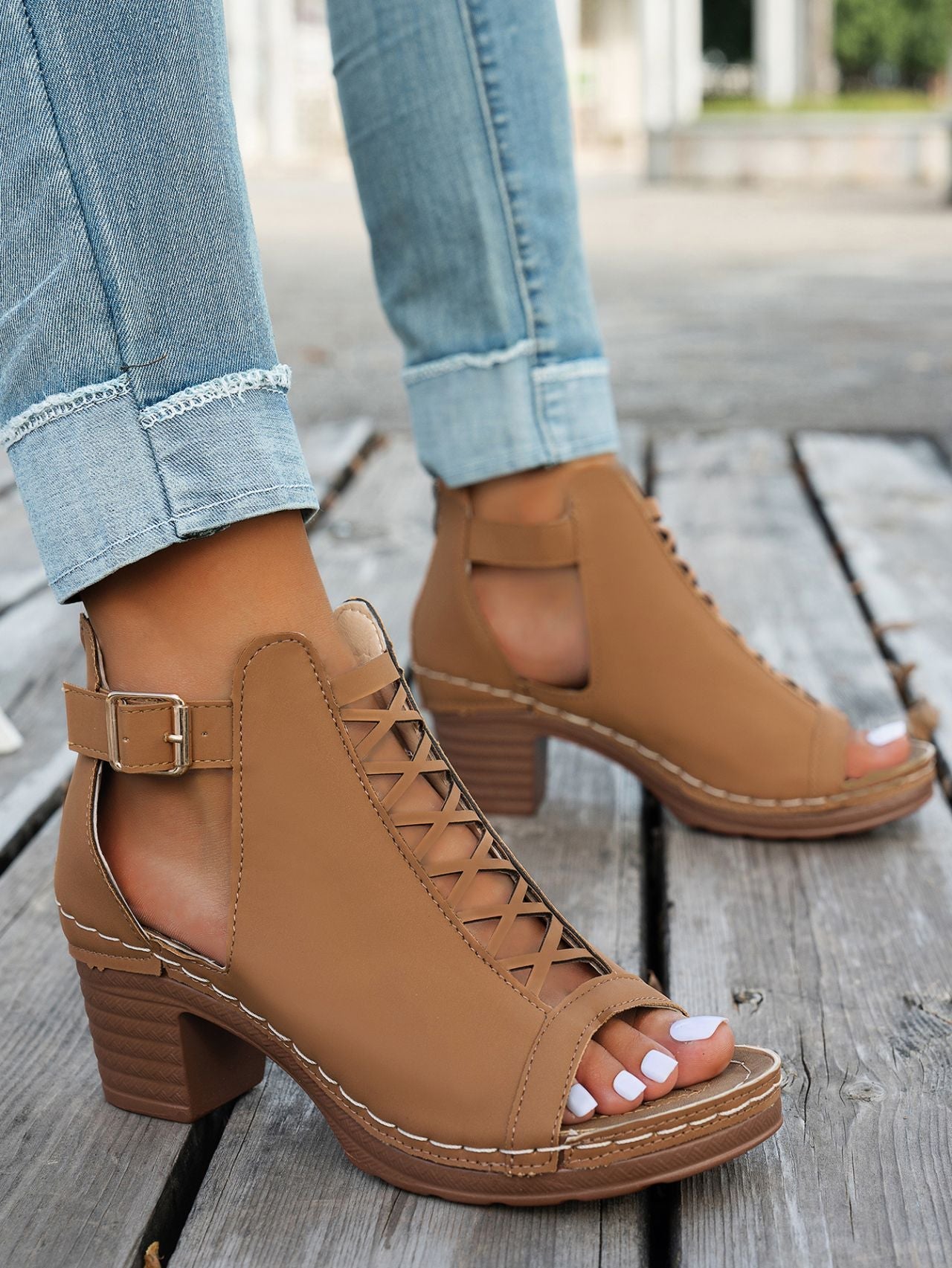 Chunky high heel open toe hollow buckle Roman sandals