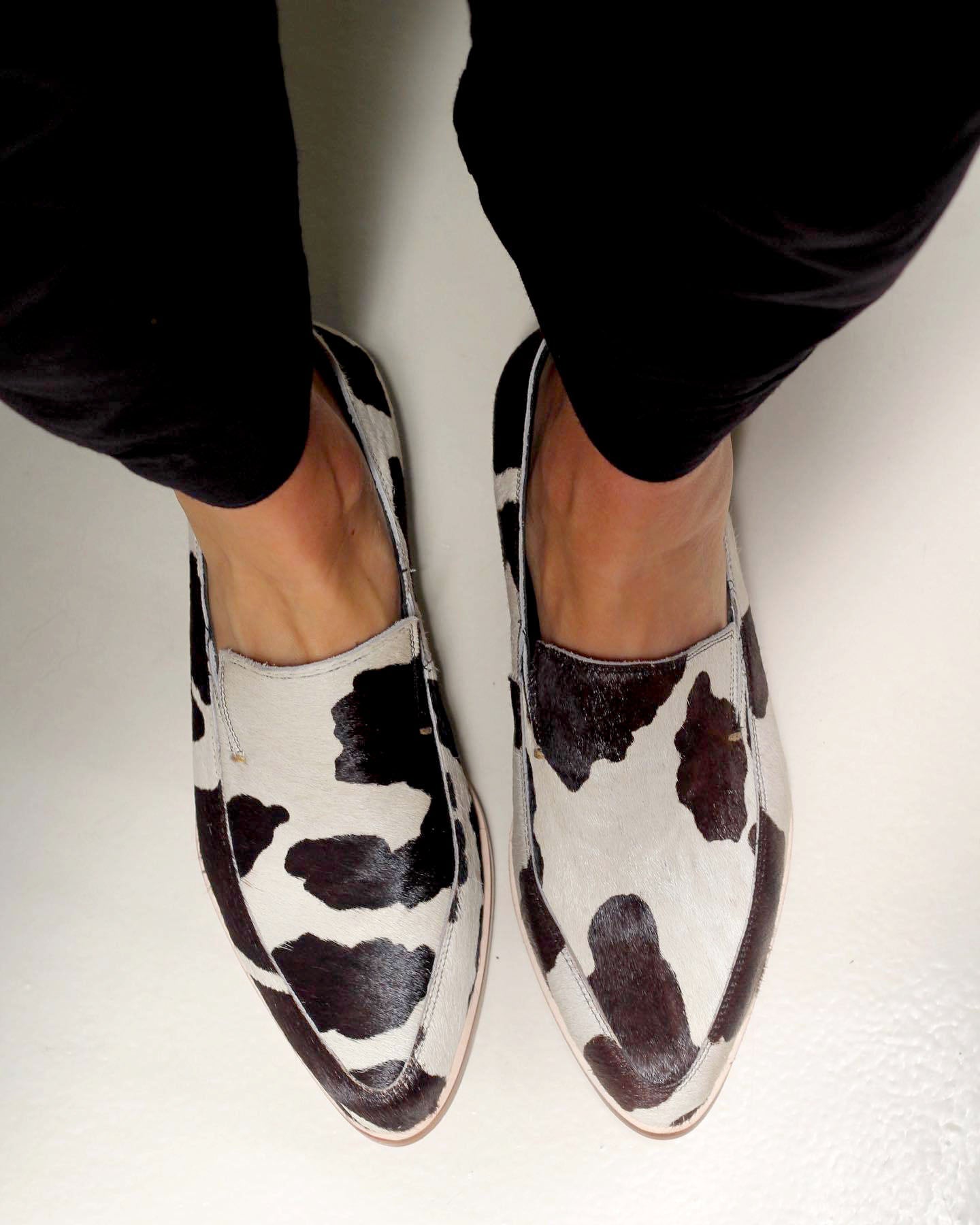 Suede black and white print Pointed Toe Flat Loafers
