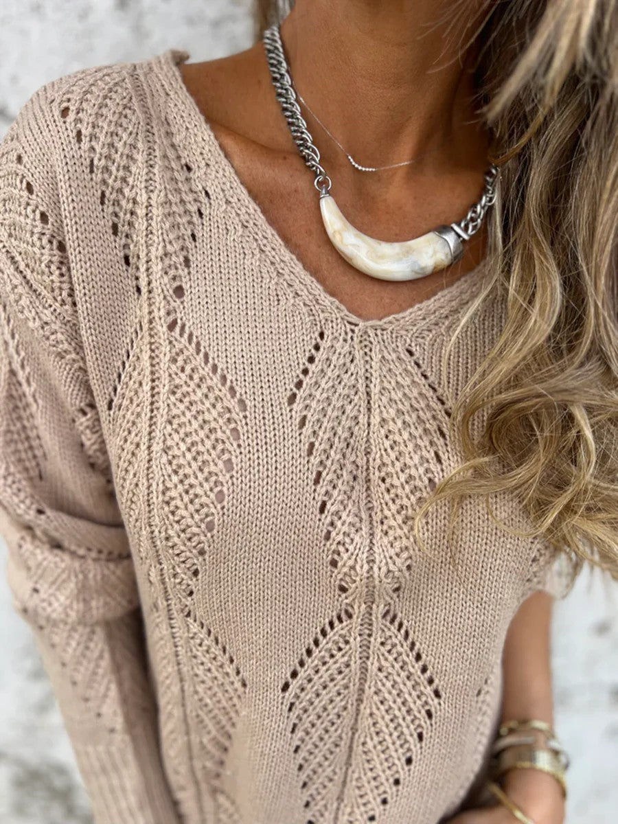 Reversible V-neck long-sleeved knitted sweater for elegance