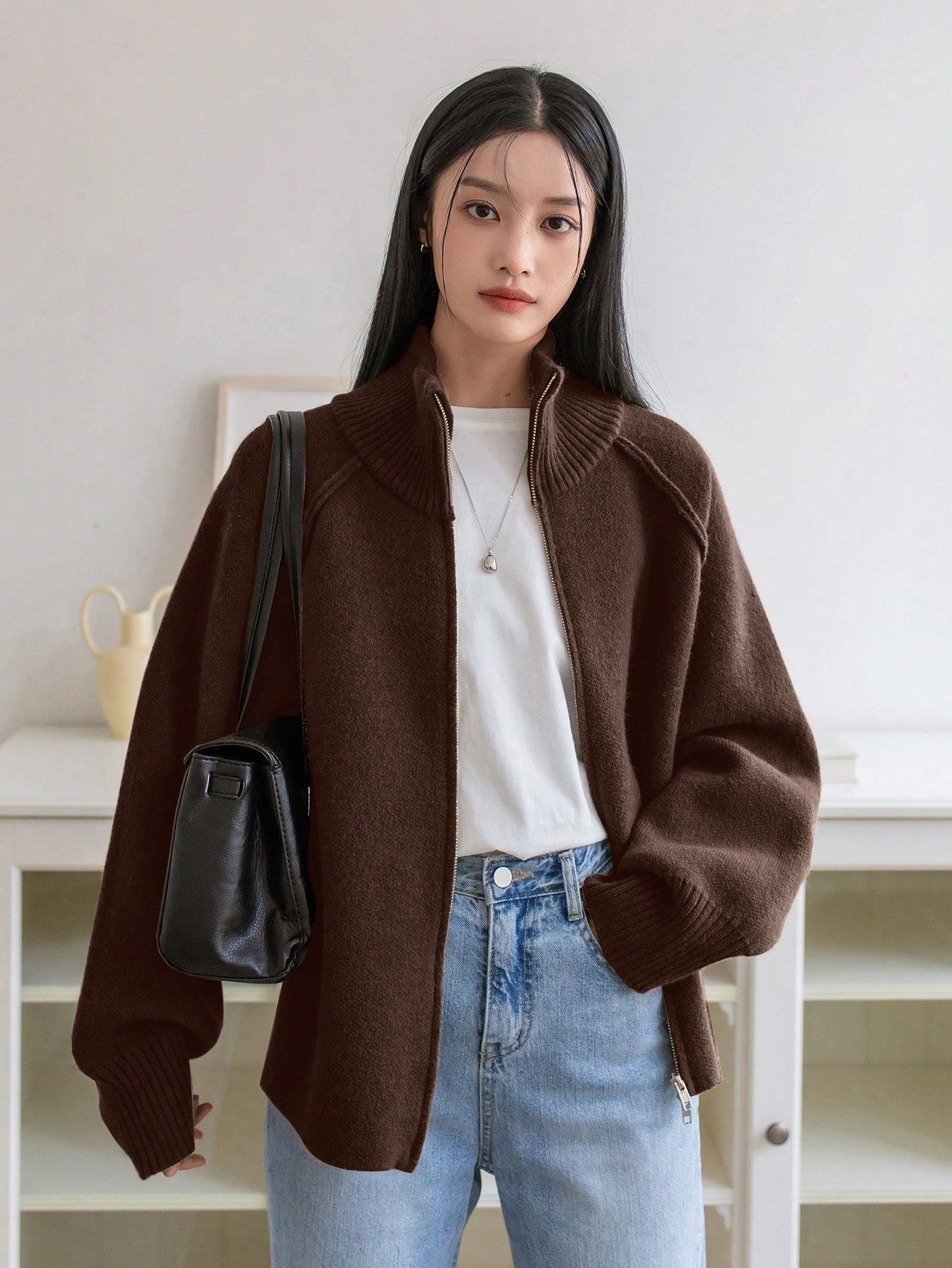 Cozy Zippered Knitted Cardigan with Stand Collar Design