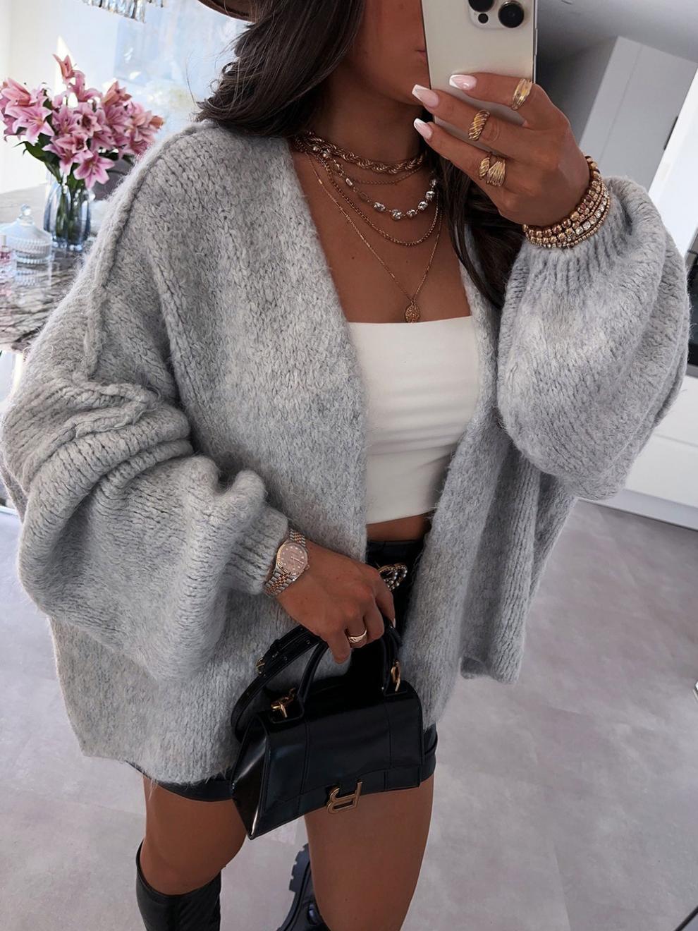 Chic Mid-Length Knitted Cardigan for All-Day Comfort