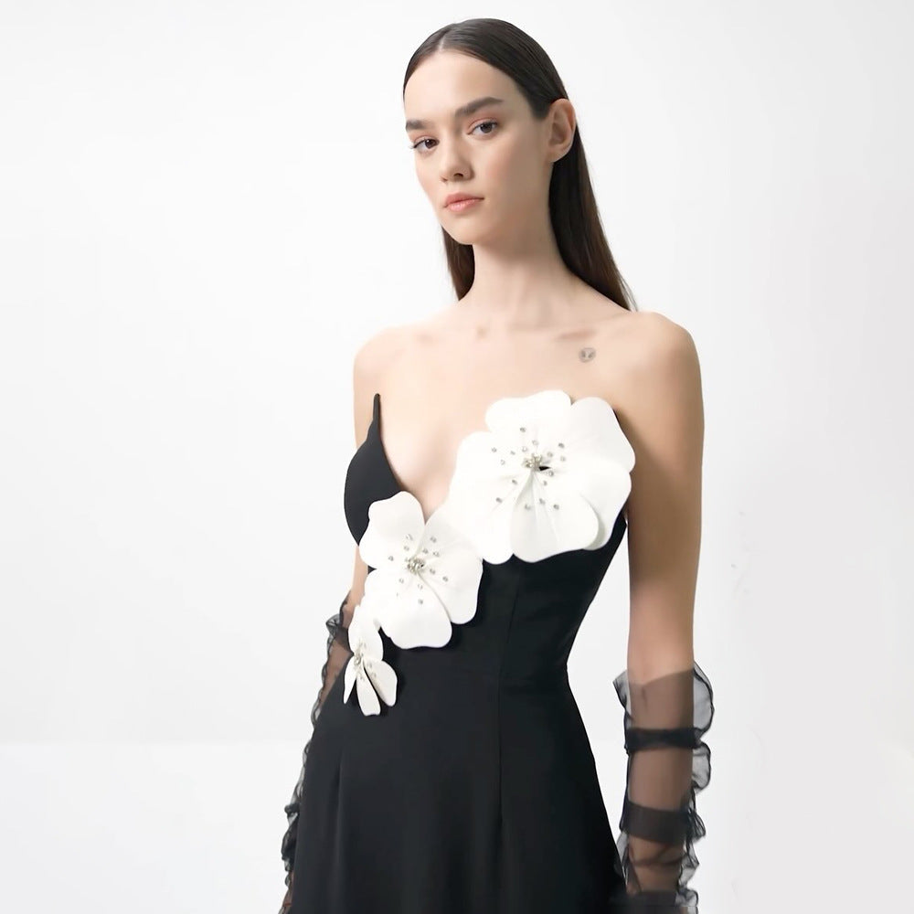 Strapless 3D Floral Applique Column Maxi Gown - View 4