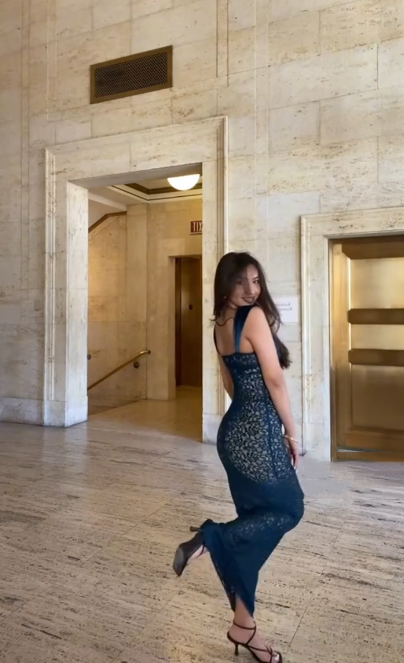 Unique Sweetheart Neck Peacock Blue Lace Mermaid Prom Dresses Long Party Dress D893