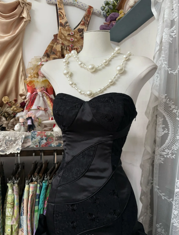 Retro Sweetheart Neck Black Satin Ruffles Mermaid Long Party Dress Birthday Prom Gown D1754